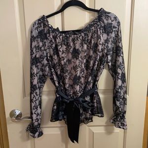 Adrianna Papel size Medium formal top